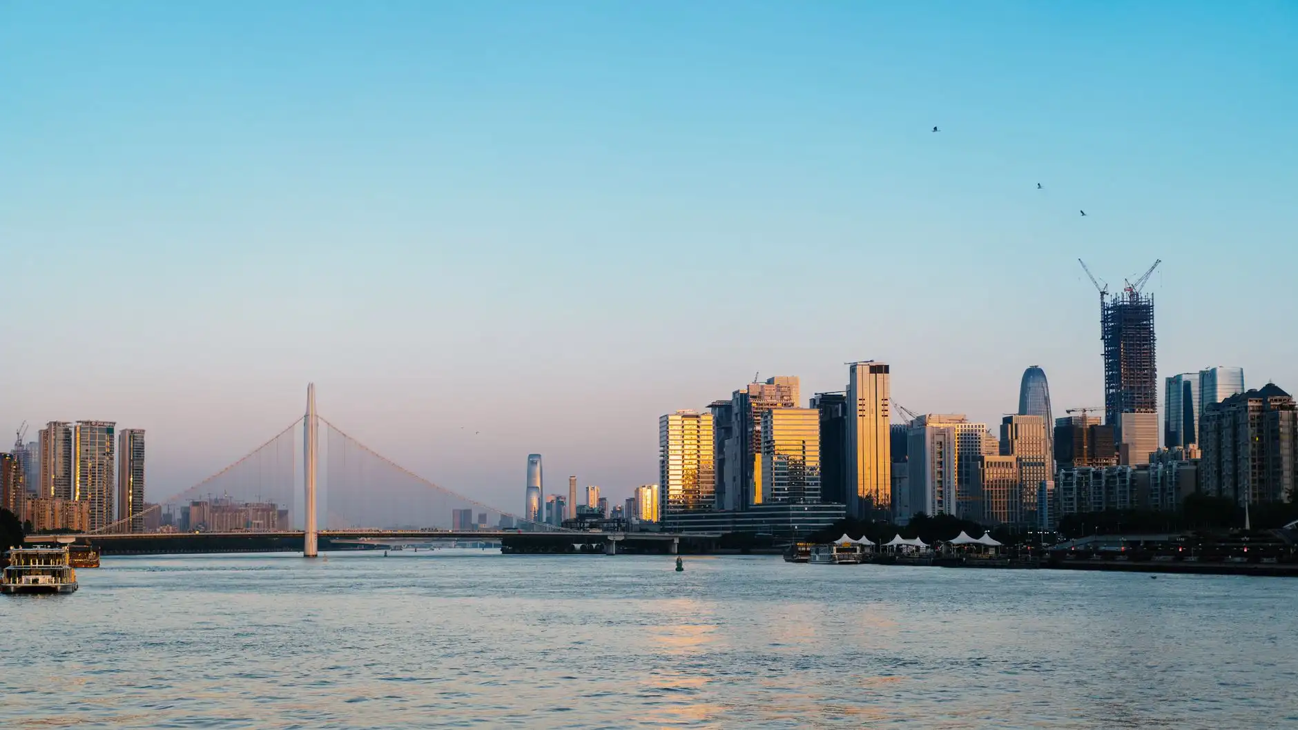 海南企业数字化转型中网站建设的核心技术要点解析