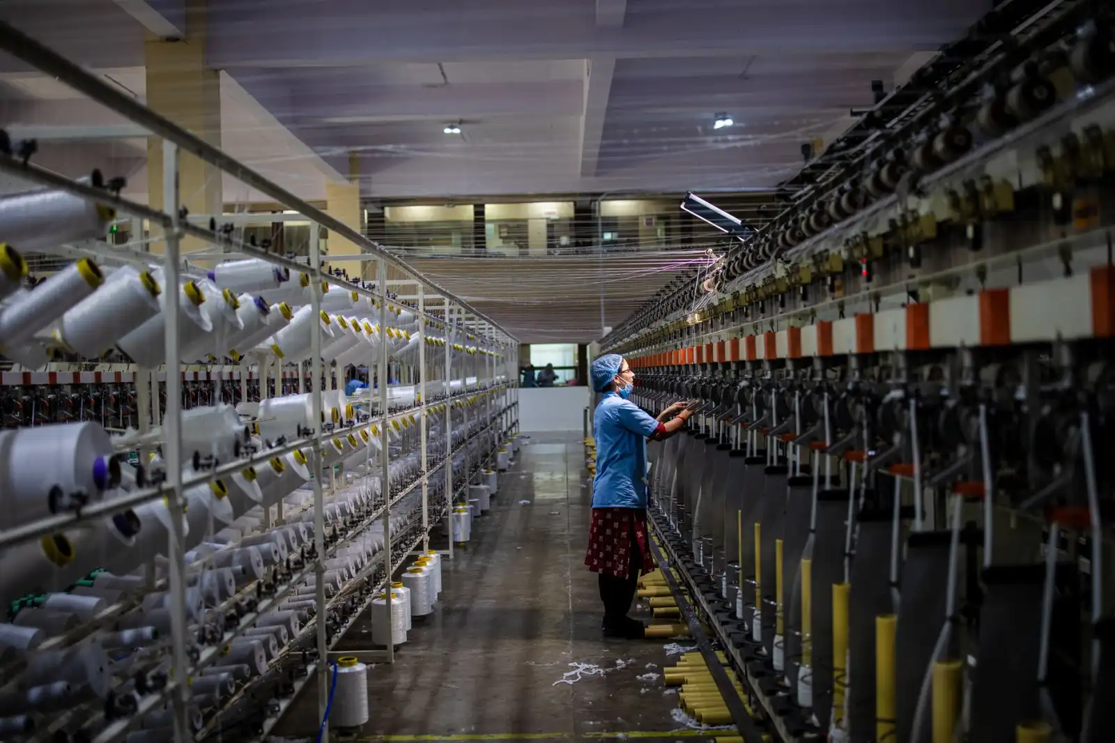 海南企业软件开发方案对比:浪遏飞舟定制化与标准化产品技术差异