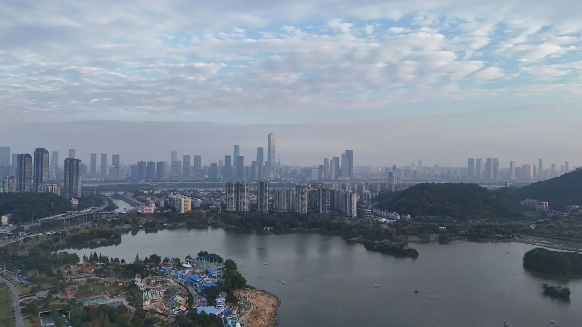 2024年海南企业数字化转型：网站建设与软件开发趋势分析