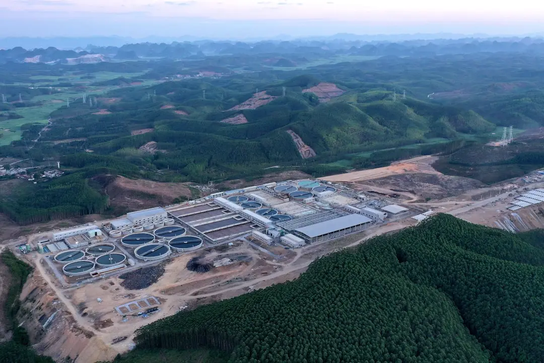 海口浪遏飞舟互联网科技:企业网站建设与软件开发全流程解析