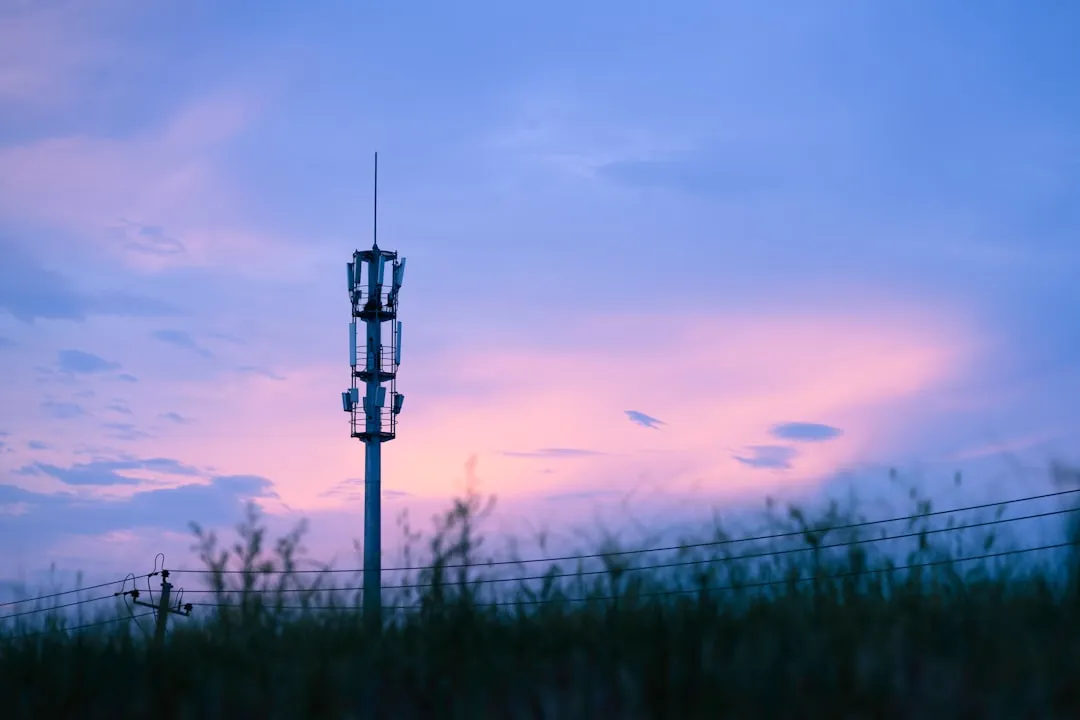 海口企业网站建设的三层架构设计与技术选型要点
